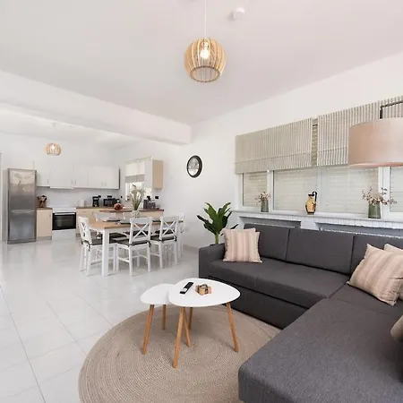 Bia Rigas Apartment Rhodes City